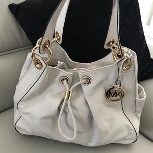 Michael Kors Ludlow bag in vanilla